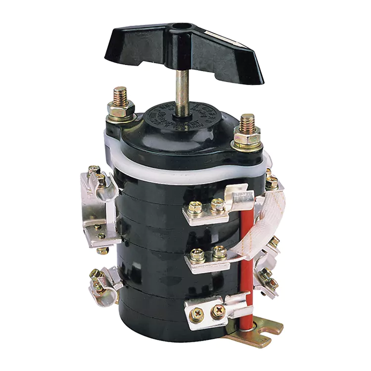 HZ10-100E119 Instalacja przed płytą Przełącznik kombinowany 100A